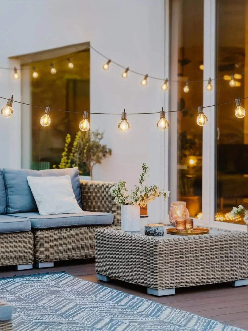 Dimmable 29ft Outdoor String Lights with 13 Bulbs - Perfect Patio & Party Decor